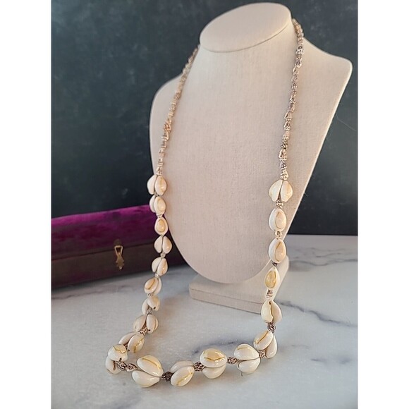 Vintage Shell Beaded Necklace, READ - Picture 1 of 10